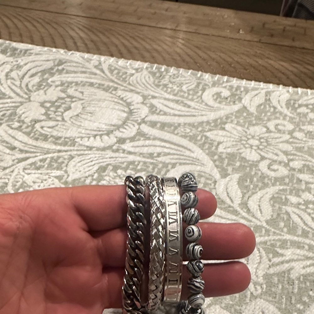 BKE Silver and Black Men's Bracelet Set